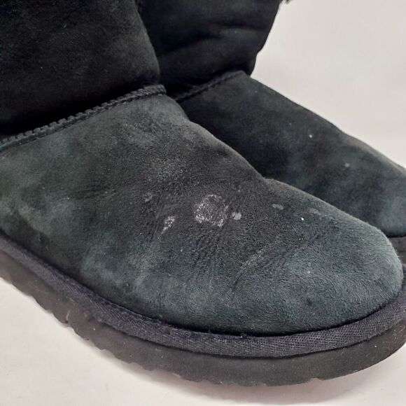 UGG Bailey Button Bling Boots Womens 7 Black Suede Sheepskin Lined Shoes WORN - Picture 12 of 13